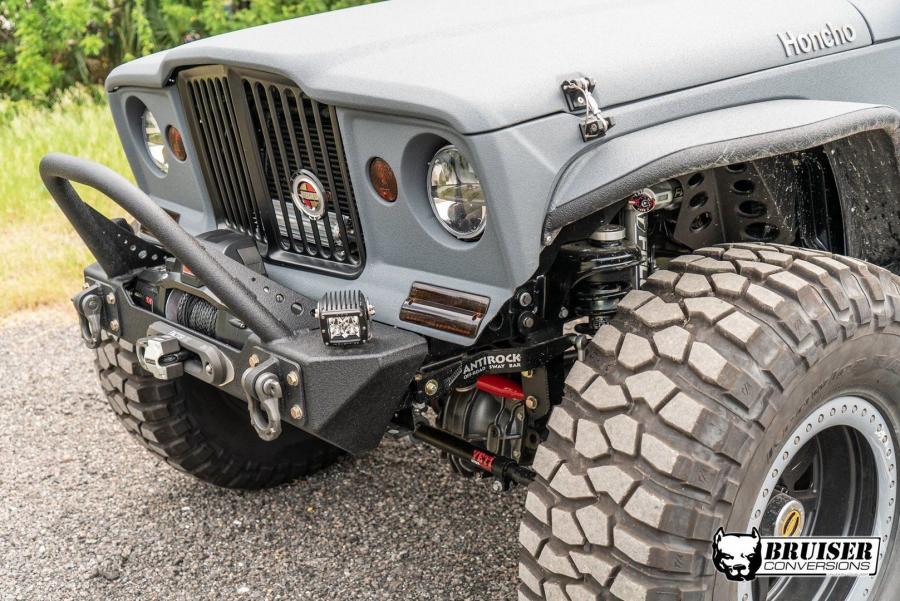 Детали экстерьера Jeep Wrangler Honcho by Bruiser Conversions 2018 года  (фото 10 из 12)